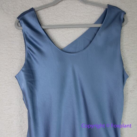 New! White House Black Market Sleeveless Satin Slip Dress‎ in blue, size 8 - Picture 7 of 14